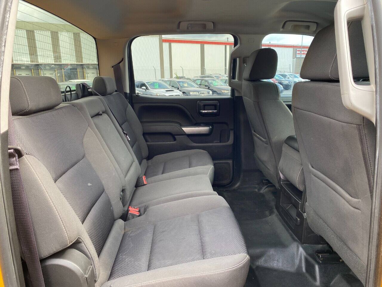 Used 2017 Chevrolet Silverado 2500 LT AWD/4WD image 24