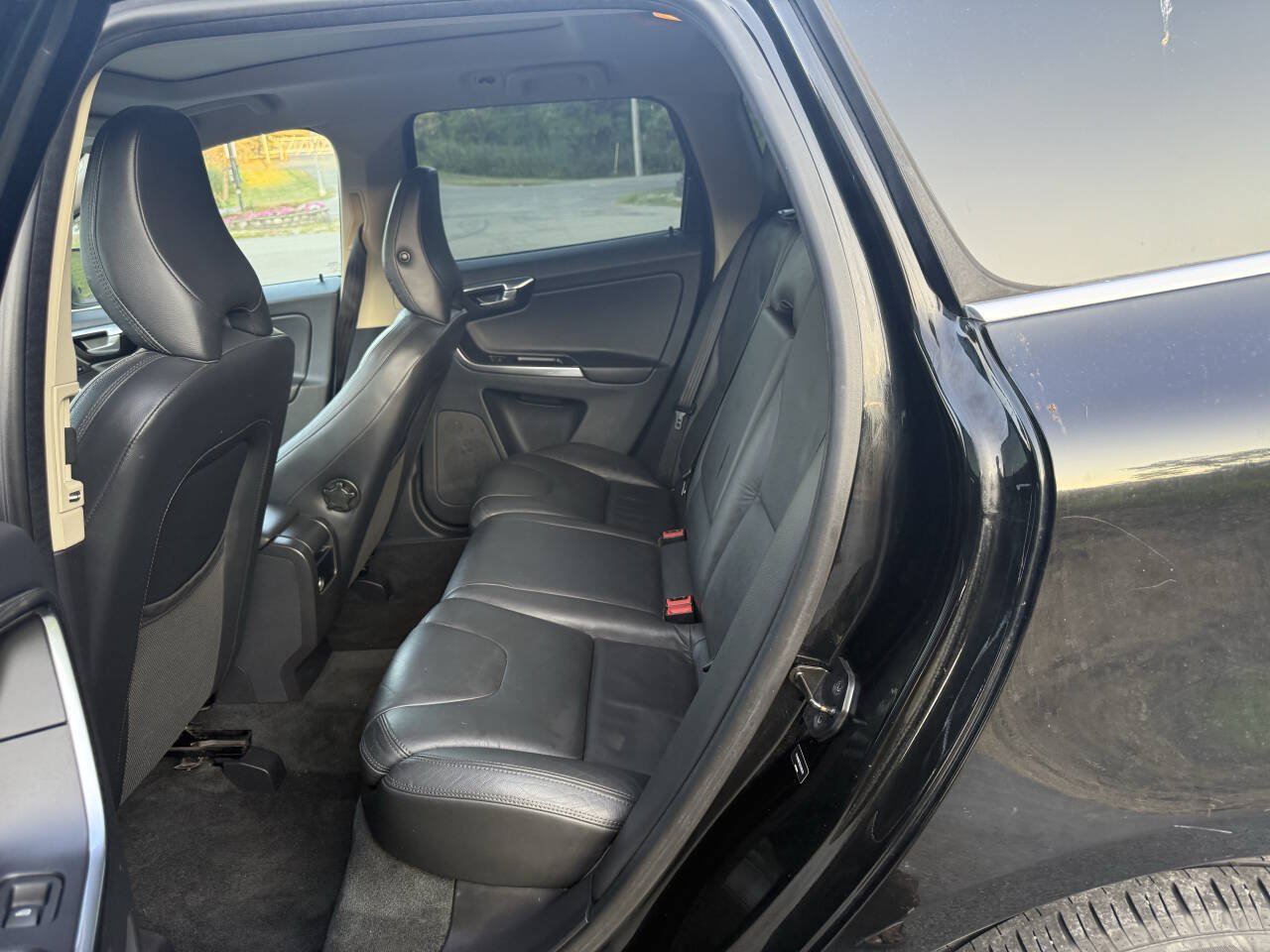 Used 2013 Volvo XC60 3.2 AWD/4WD image 9