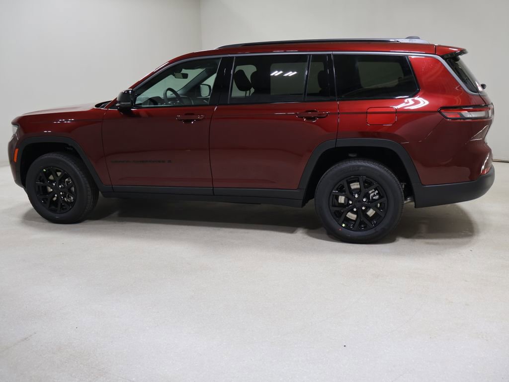 New 2026 Jeep Grand Cherokee L 4WD image 4