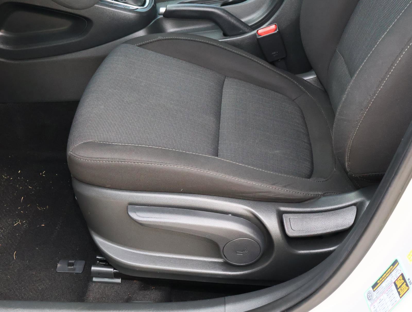 Used 2022 Hyundai Kona SEL w/ Cargo Package image 12