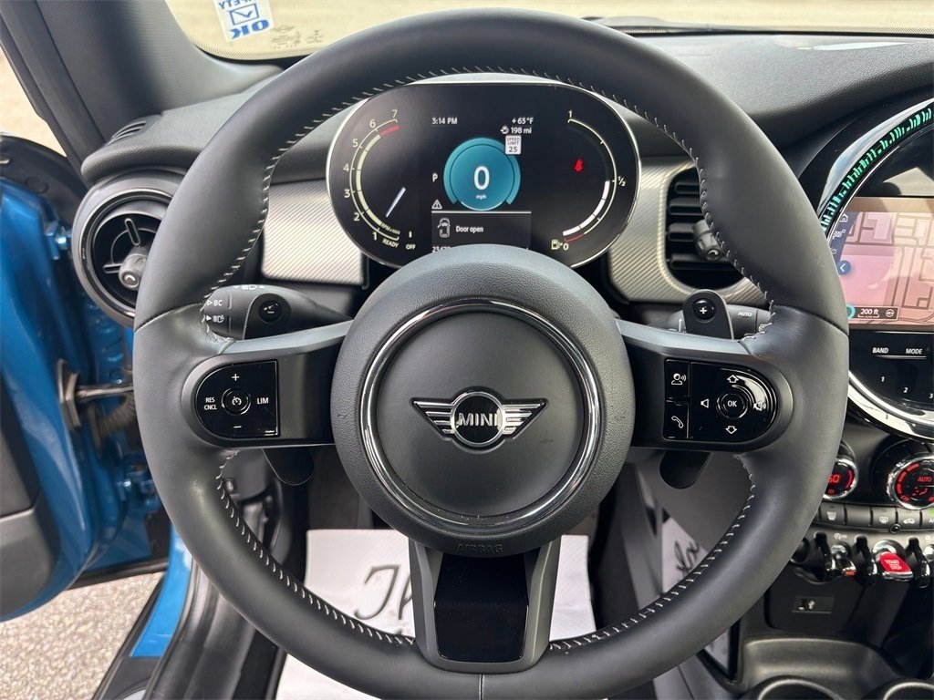 Used 2023 MINI Cooper S image 15