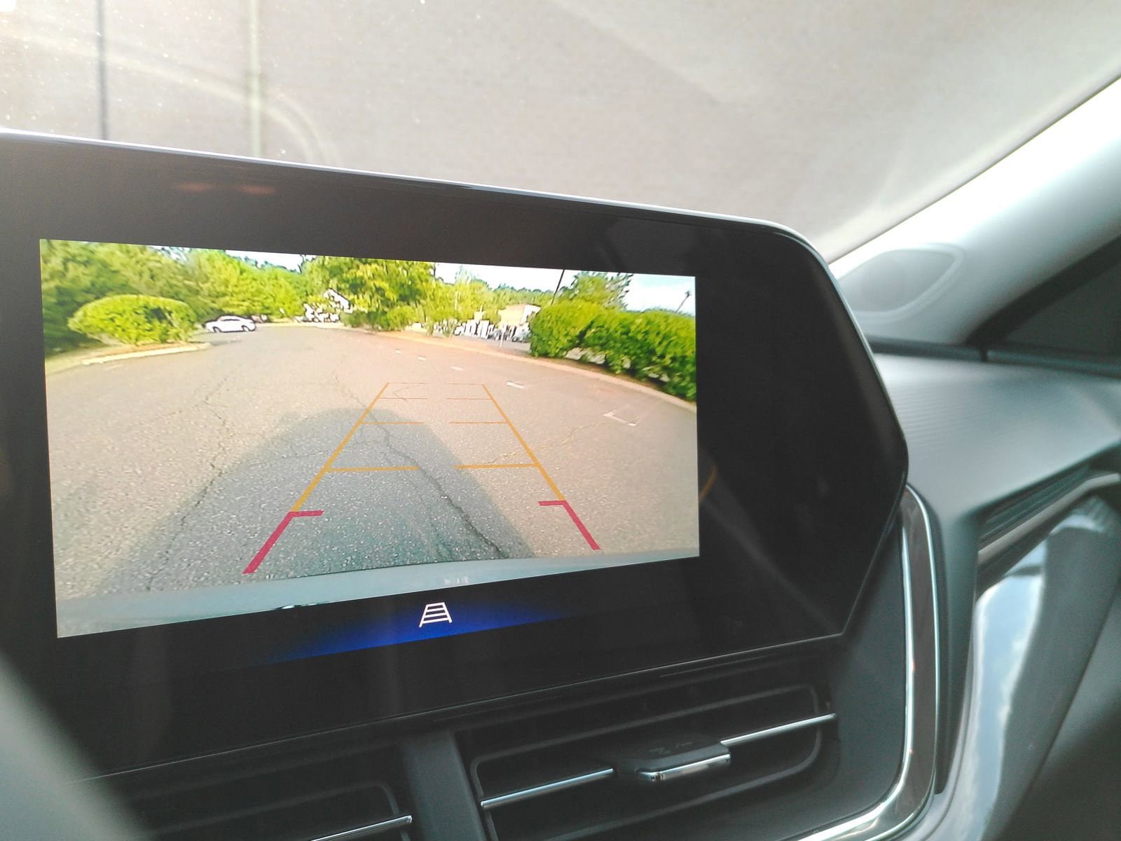 Certified 2025 Chevrolet Trax ACTIV w/ Sunroof Package FWD image 25