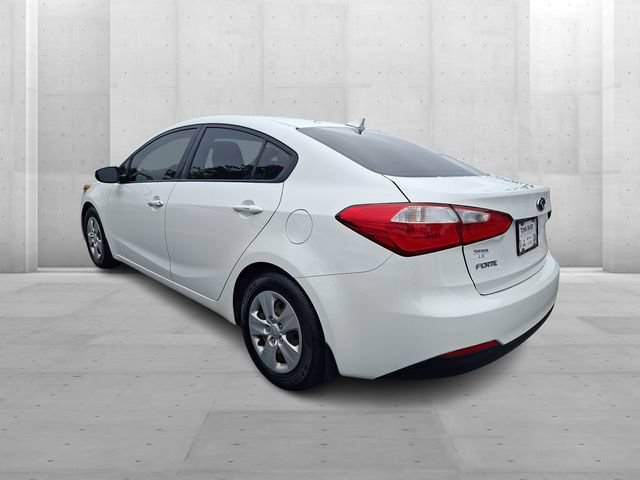 Used 2016 Kia Forte LX FWD image 4