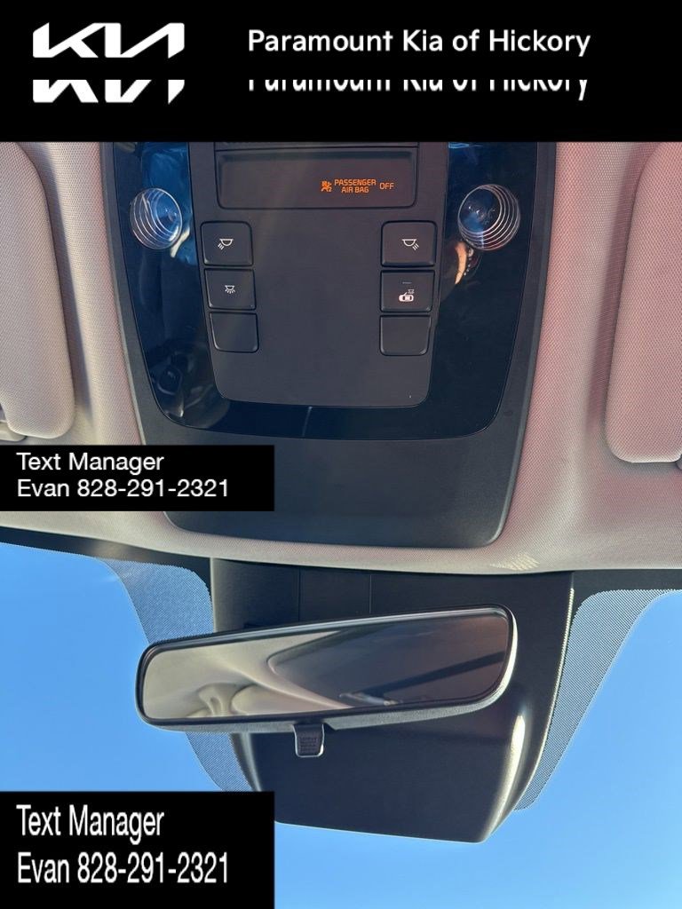 Used 2023 Kia Carnival LX image 34