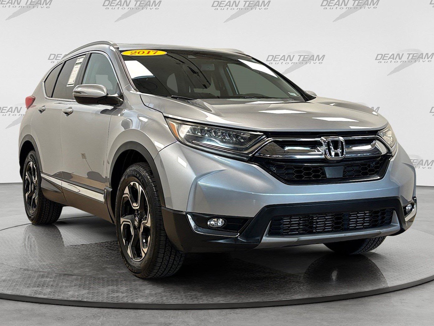 Used 2017 Honda CR-V Touring image 3