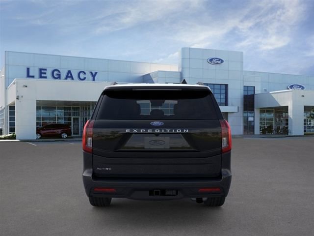 New 2026 Ford Expedition Active image 5