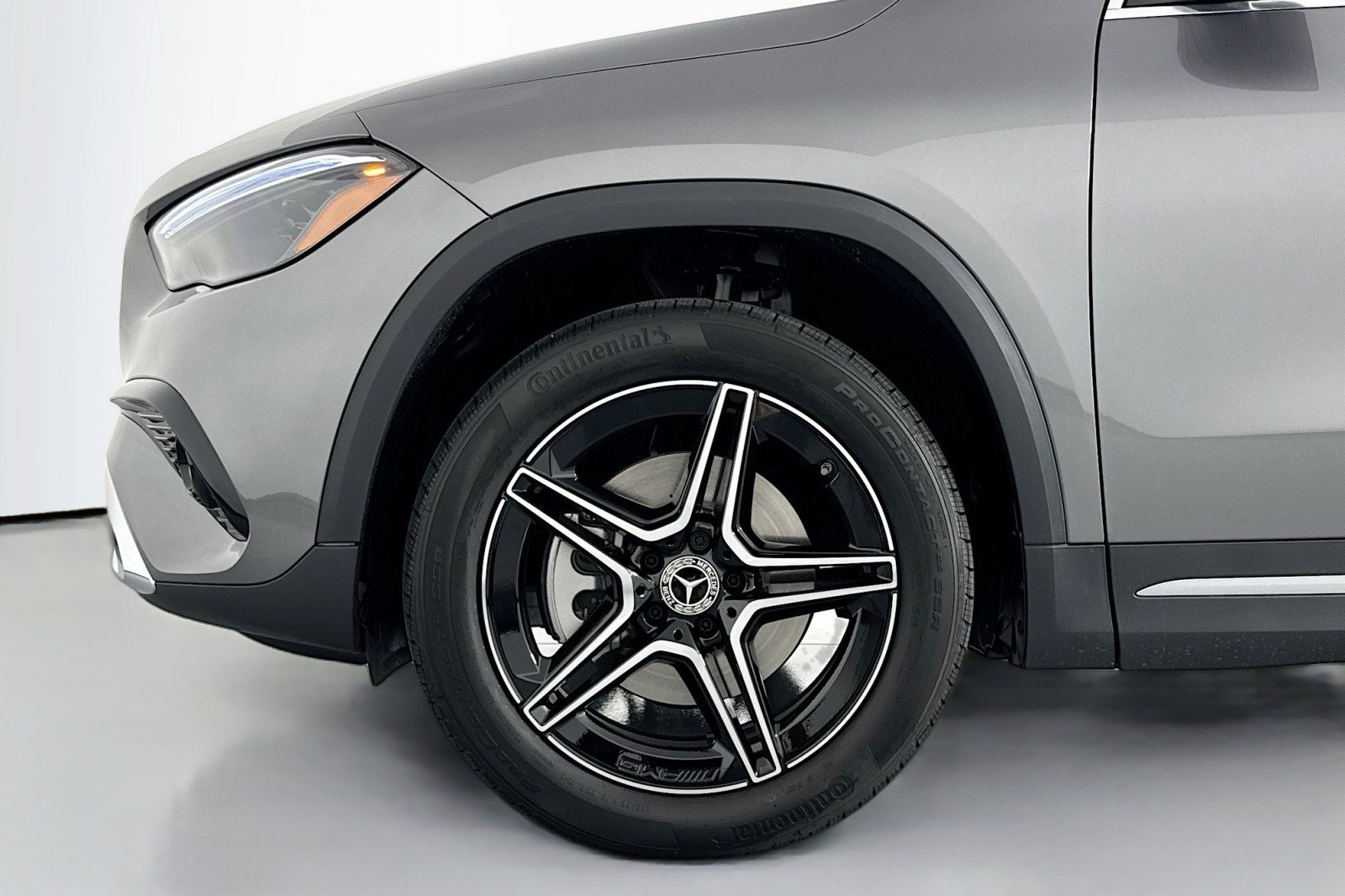 New 2026 Mercedes-Benz GLA 250 4MATIC image 9