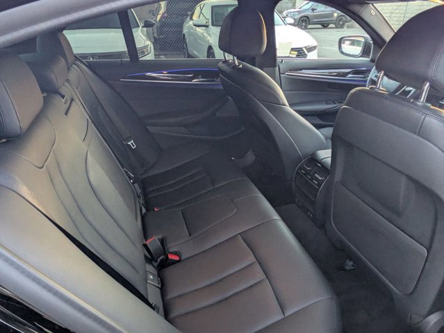 Used 2020 BMW 530e image 21