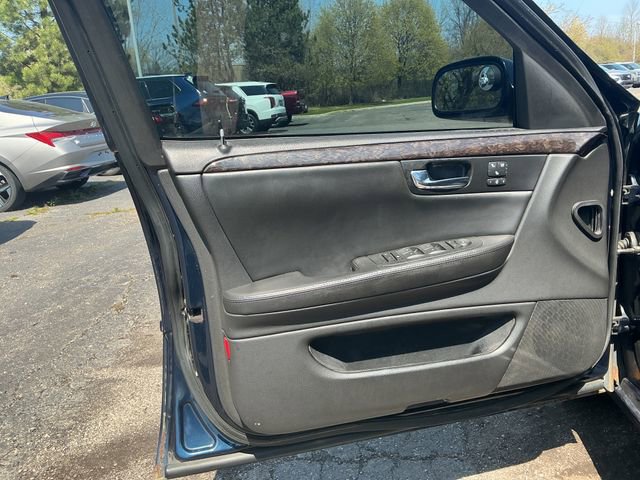 Used 2009 Cadillac DTS FWD image 10