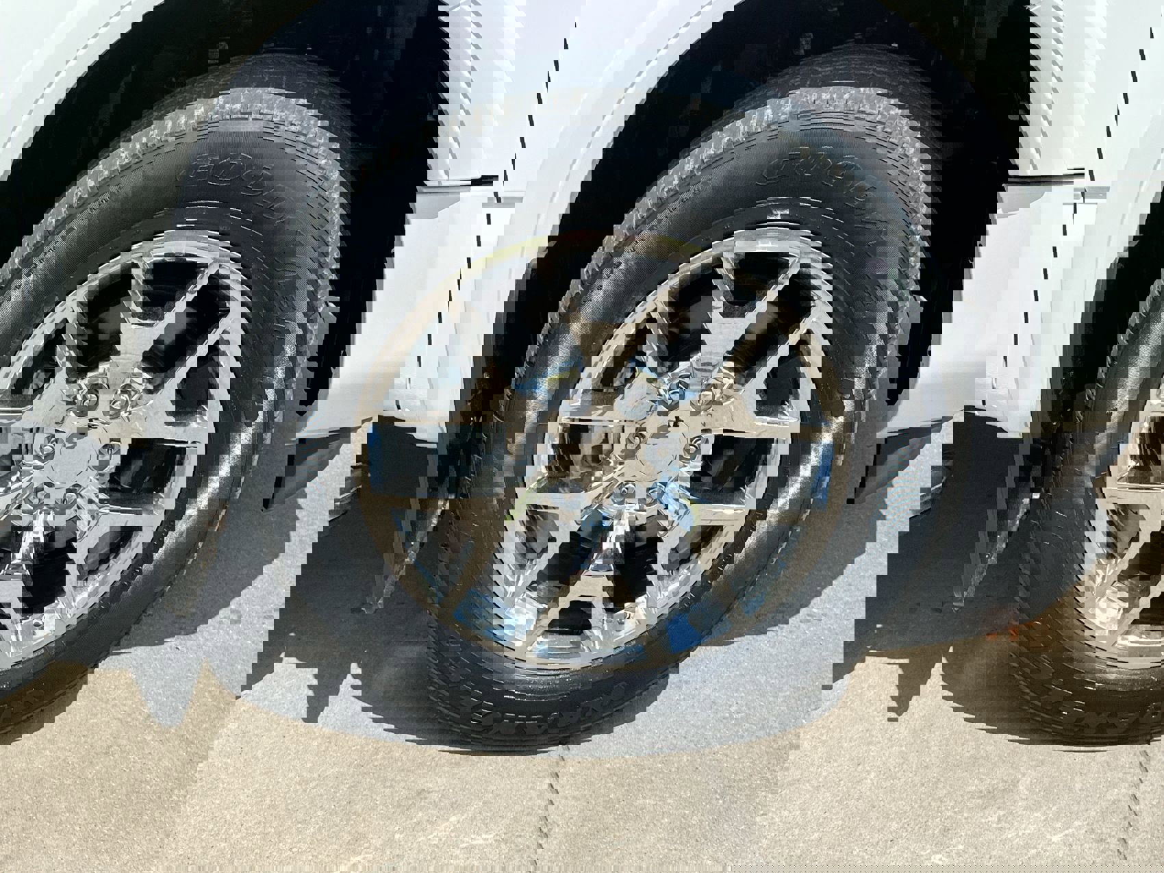 Used 2023 Nissan Titan Platinum Reserve w/ Moonroof Package image 10