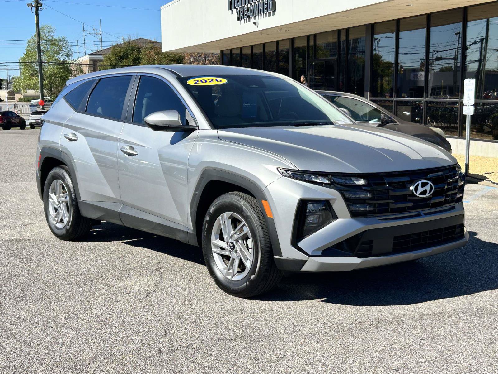 Certified 2026 Hyundai Tucson SE FWD image 1