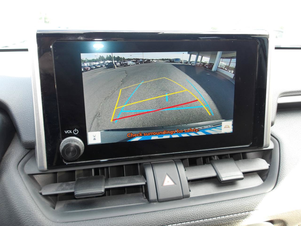 Used 2025 Toyota RAV4 LE AWD/4WD image 19