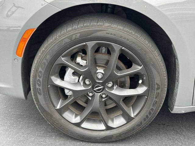 Used 2021 Chrysler Pacifica Touring-L w/ Uconnect Theater Family Group AWD/4WD image 31