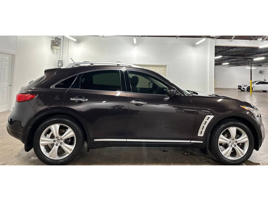 Used 2010 INFINITI FX35 2WD w/ Navigation Pkg image 10