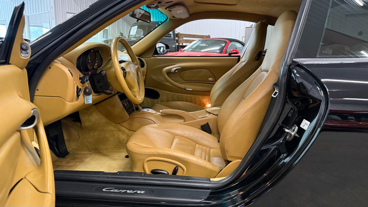 Used 2003 Porsche 911 GT3 RS image 41