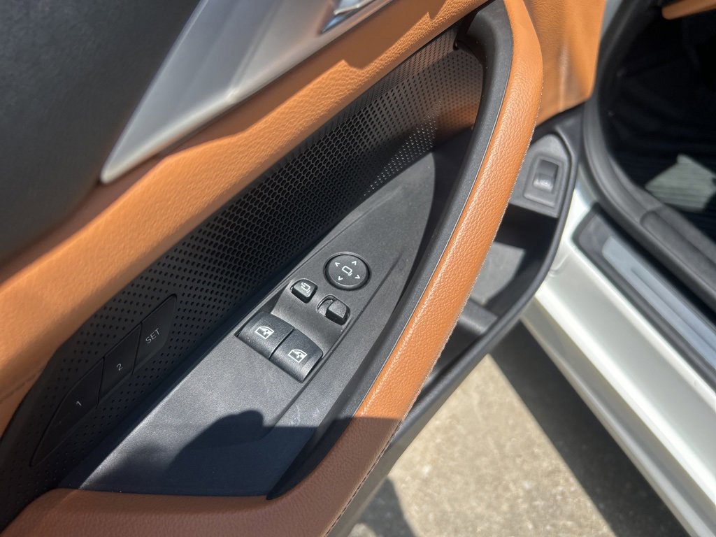 Used 2021 BMW 430i xDrive Coupe w/ Convenience Package image 8