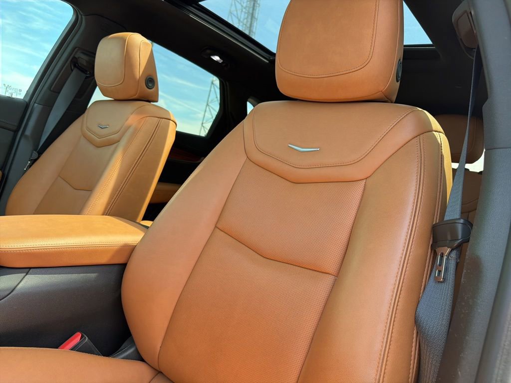 Used 2023 Cadillac XT5 Premium Luxury image 17