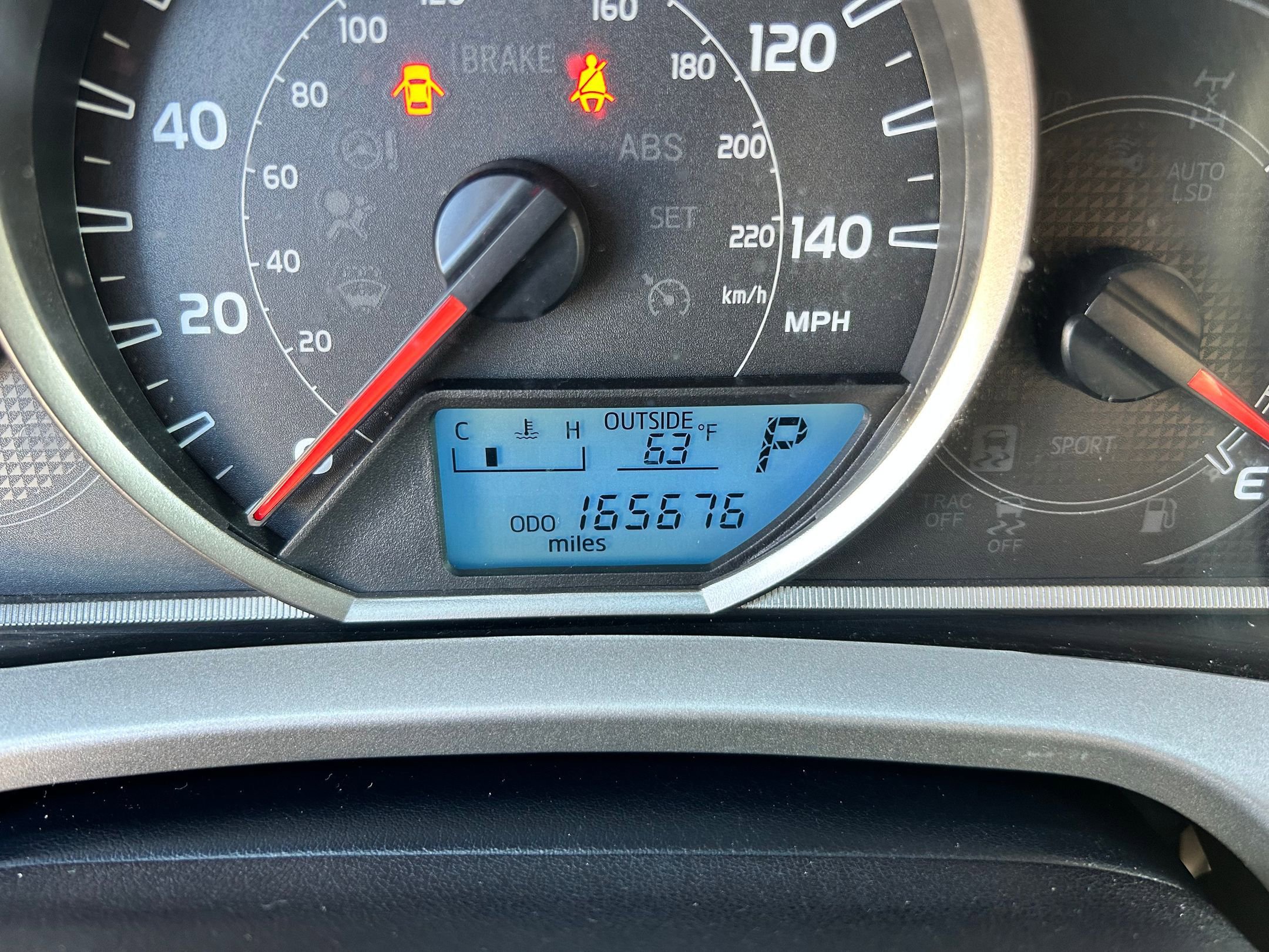 Used 2015 Toyota RAV4 XLE image 16