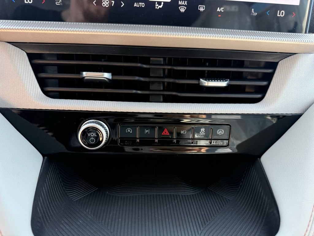 New 2026 Ford Explorer Active w/ Active Comfort Package AWD/4WD image 25