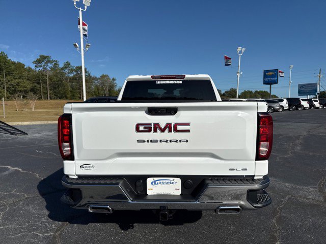 New 2026 GMC Sierra 1500 SLE image 4