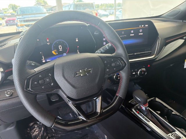 New 2026 Chevrolet Trax RS w/ Driver Confidence Package FWD image 17