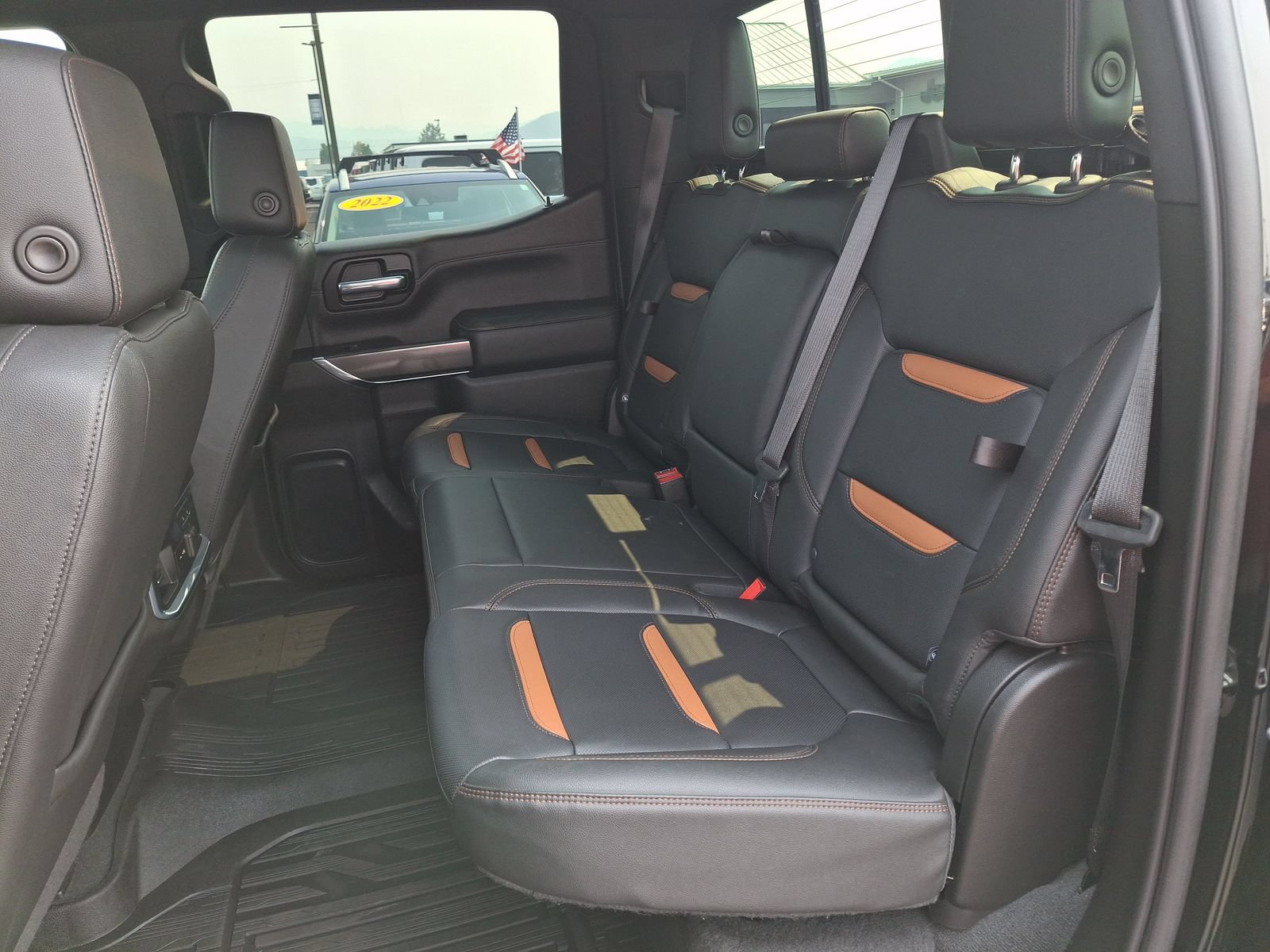 Used 2021 GMC Sierra 1500 AT4 w/ AT4 Preferred Package AWD/4WD image 18