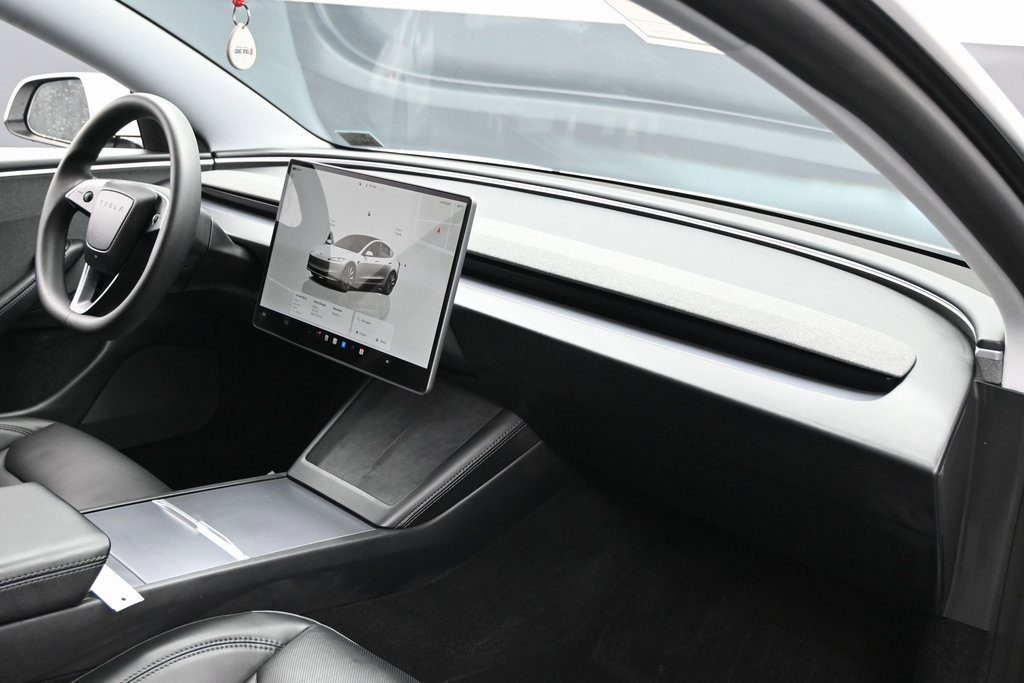 Used 2025 Tesla Model 3 Long Range image 21