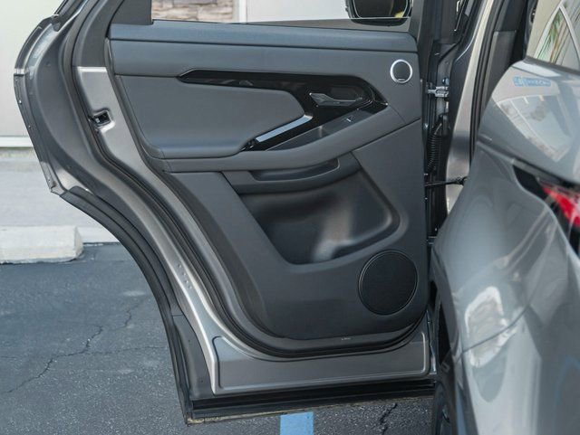 Used 2025 Land Rover Range Rover Evoque S image 20