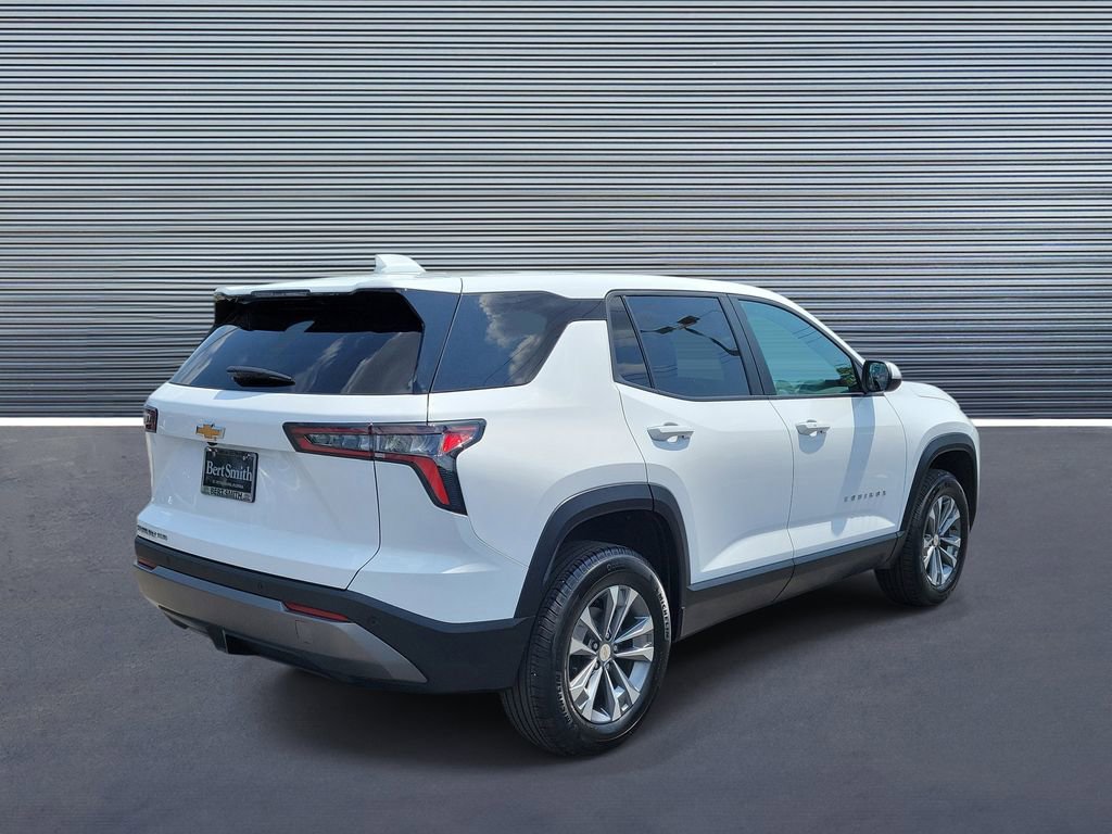 Used 2025 Chevrolet Equinox LT image 3