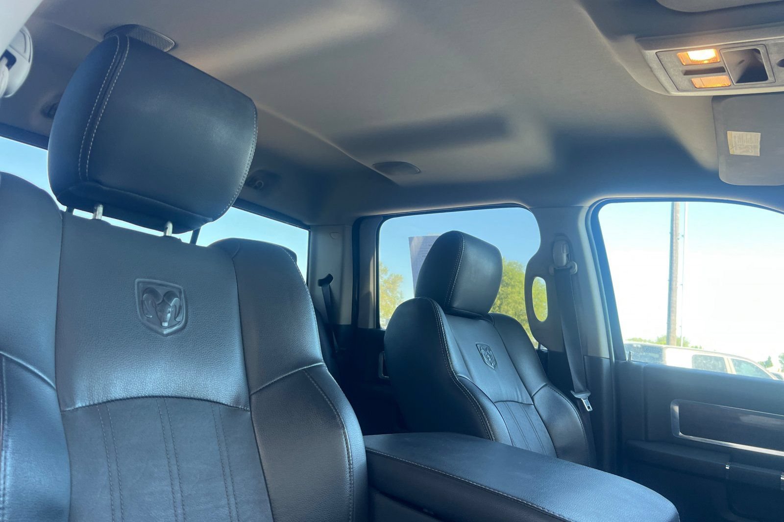 Used 2010 Dodge Ram 2500 Truck Laramie AWD/4WD image 16