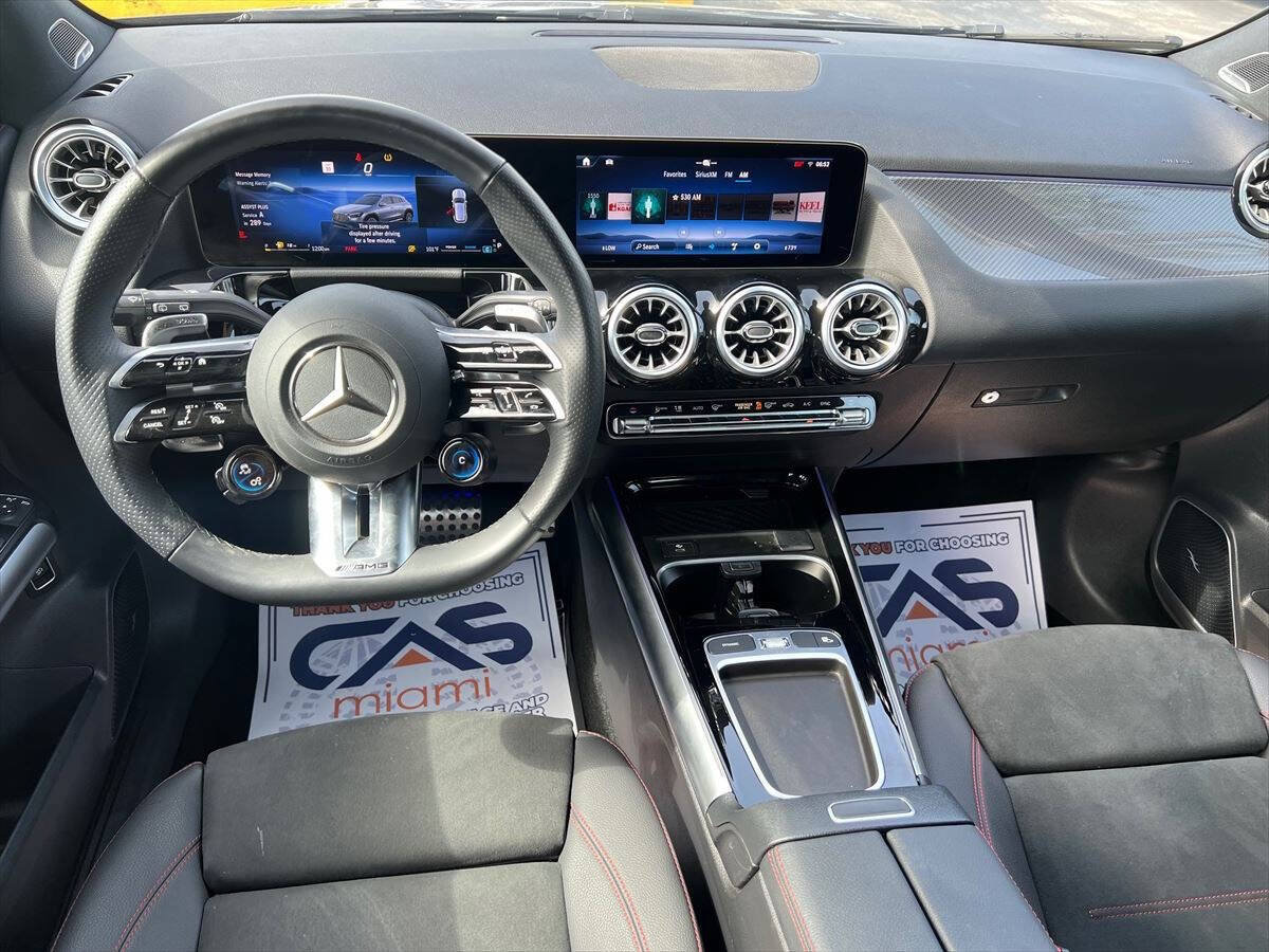 Used 2025 Mercedes-Benz GLA 35 AMG 4MATIC image 10
