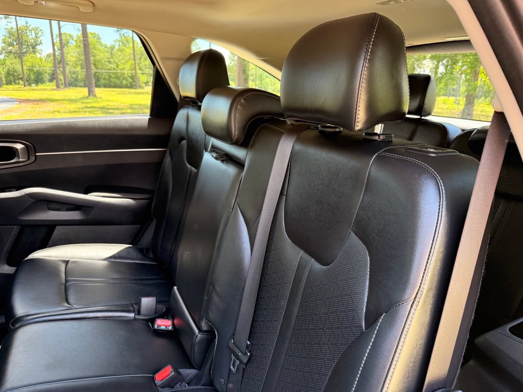 Used 2023 Kia Sorento S w/ Panoramic Sunroof Package FWD image 28