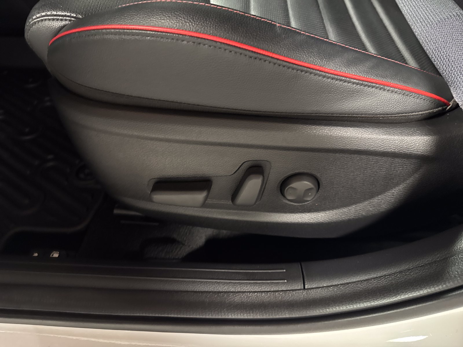 Used 2023 Kia Forte GT w/ GT2 Package FWD image 11