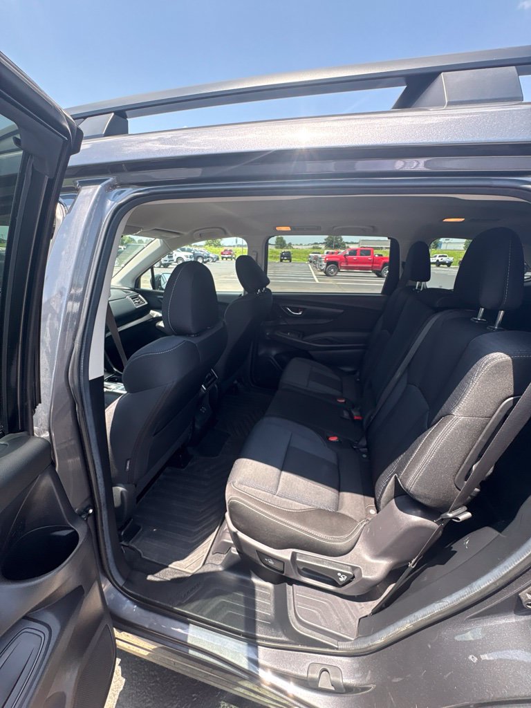 Used 2024 Subaru Ascent Premium AWD/4WD image 12