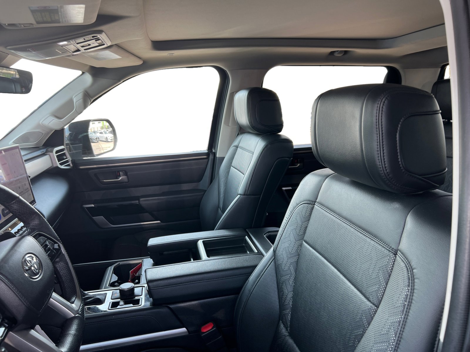 Used 2024 Toyota Tundra Limited image 10