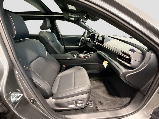 New 2025 Toyota Crown Platinum AWD/4WD image 23