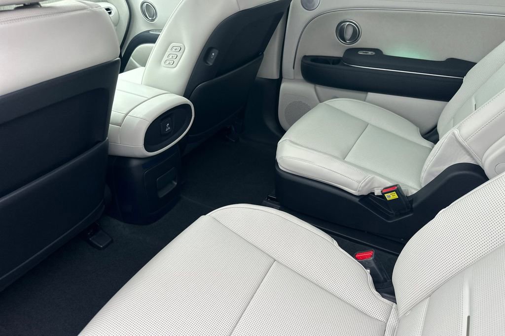 New 2026 Hyundai Palisade Calligraphy image 9