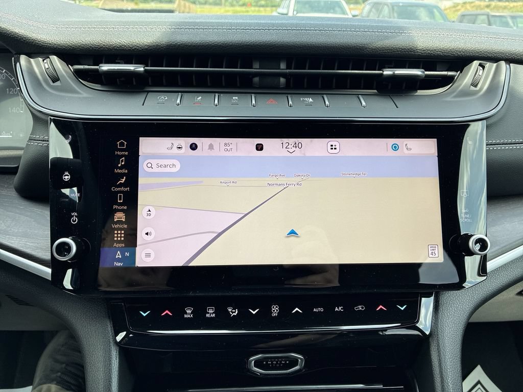 New 2026 Jeep Grand Cherokee Altitude AWD/4WD image 19