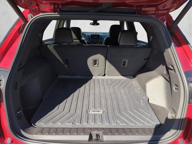 Used 2023 Chevrolet Equinox RS w/ RS Leather Package FWD image 9