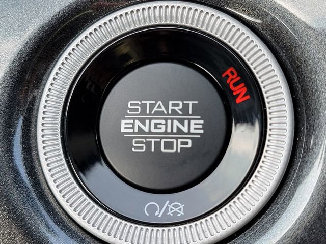 Certified 2023 Jeep Grand Cherokee Laredo w/ Luxury Tech Group I image 7