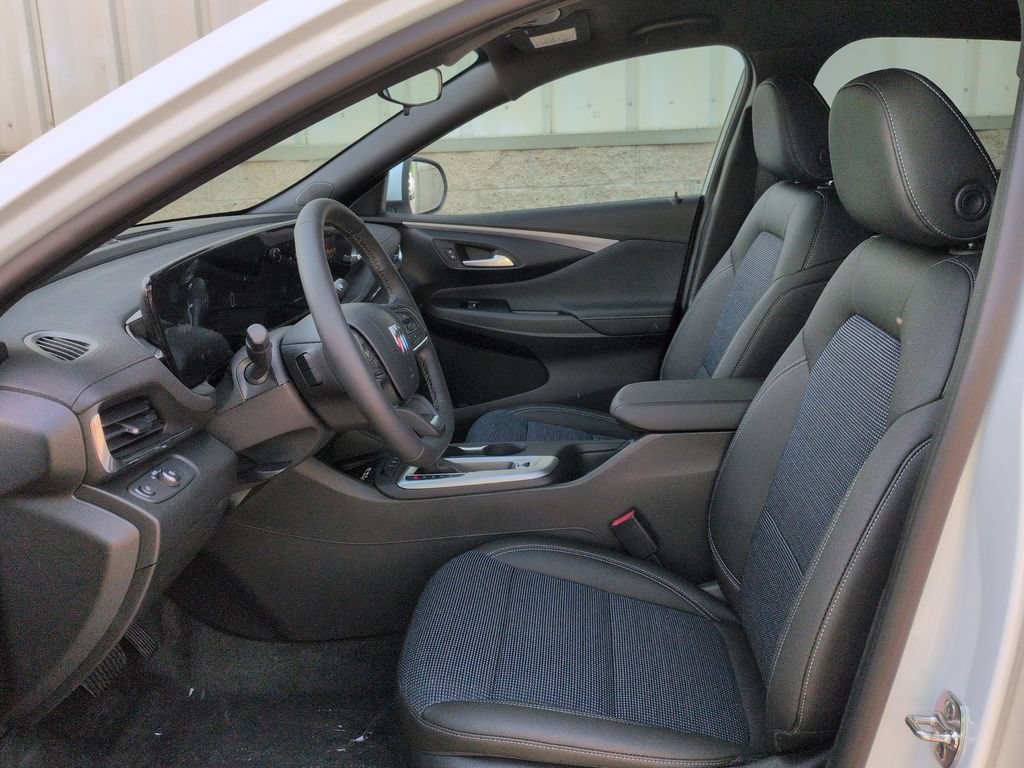 New 2026 Buick Envista Preferred w/ Convenience I Package FWD image 12