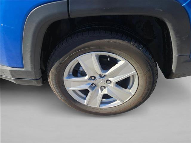 Used 2022 Jeep Compass Latitude image 9