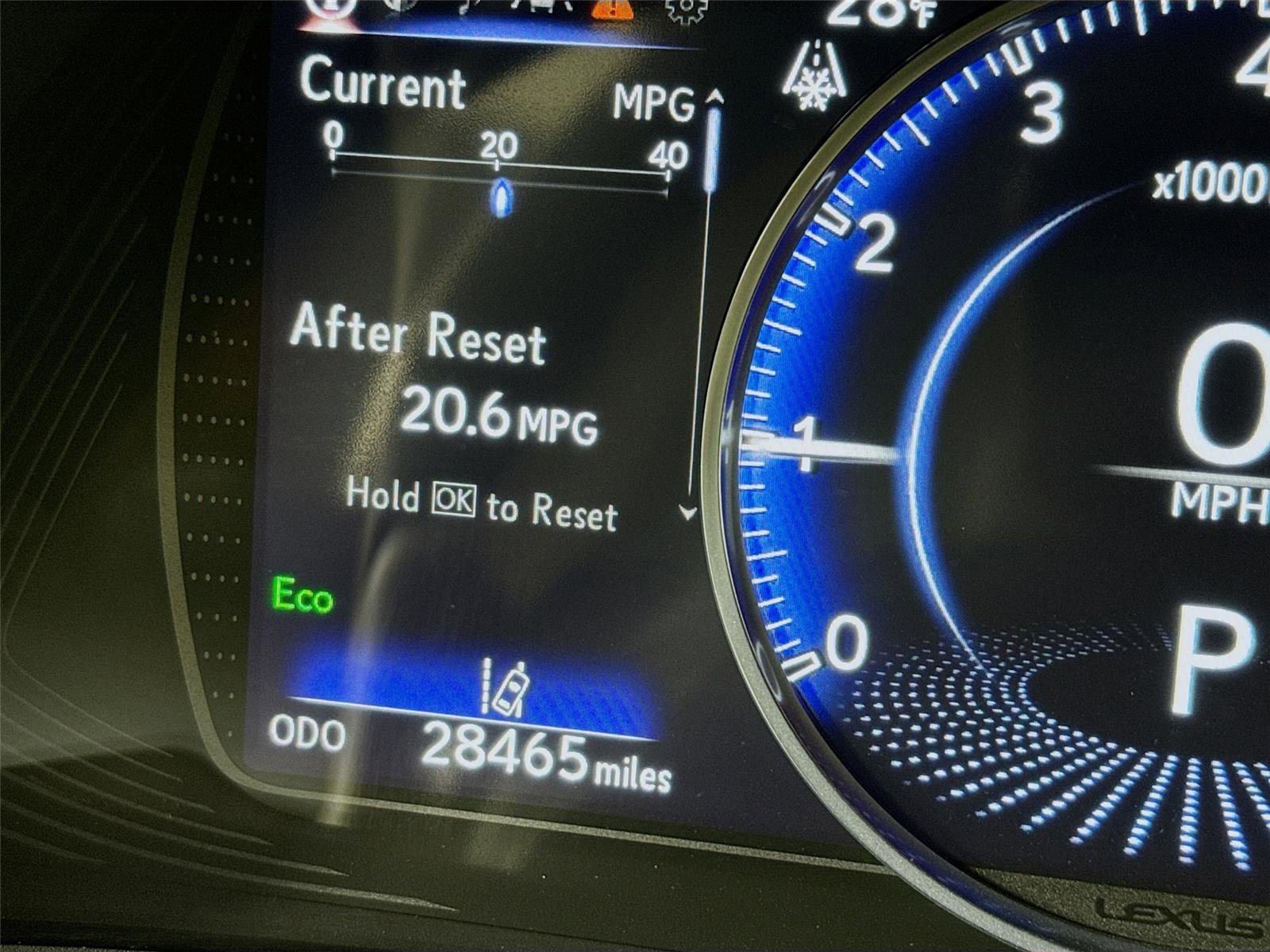 Used 2024 Lexus ES 350 w/ Premium Package image 2