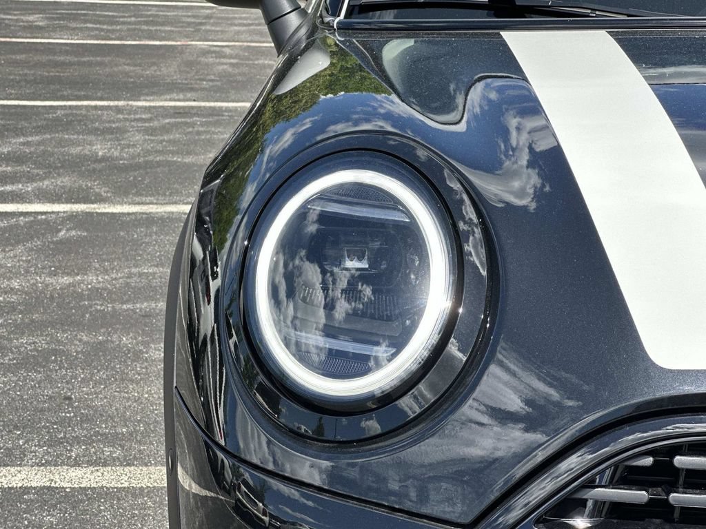 New 2026 MINI Cooper 2-Door Hardtop FWD image 7