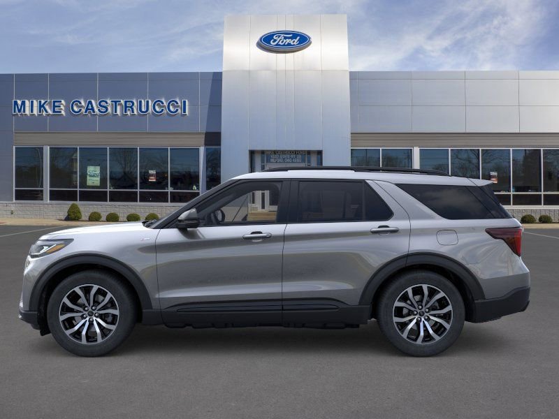 New 2025 Ford Explorer ST-Line w/ Premium Package RWD image 3