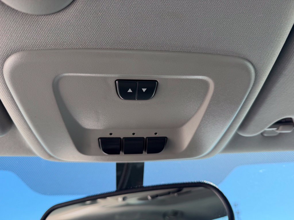 Used 2015 Chevrolet Impala LTZ FWD image 19