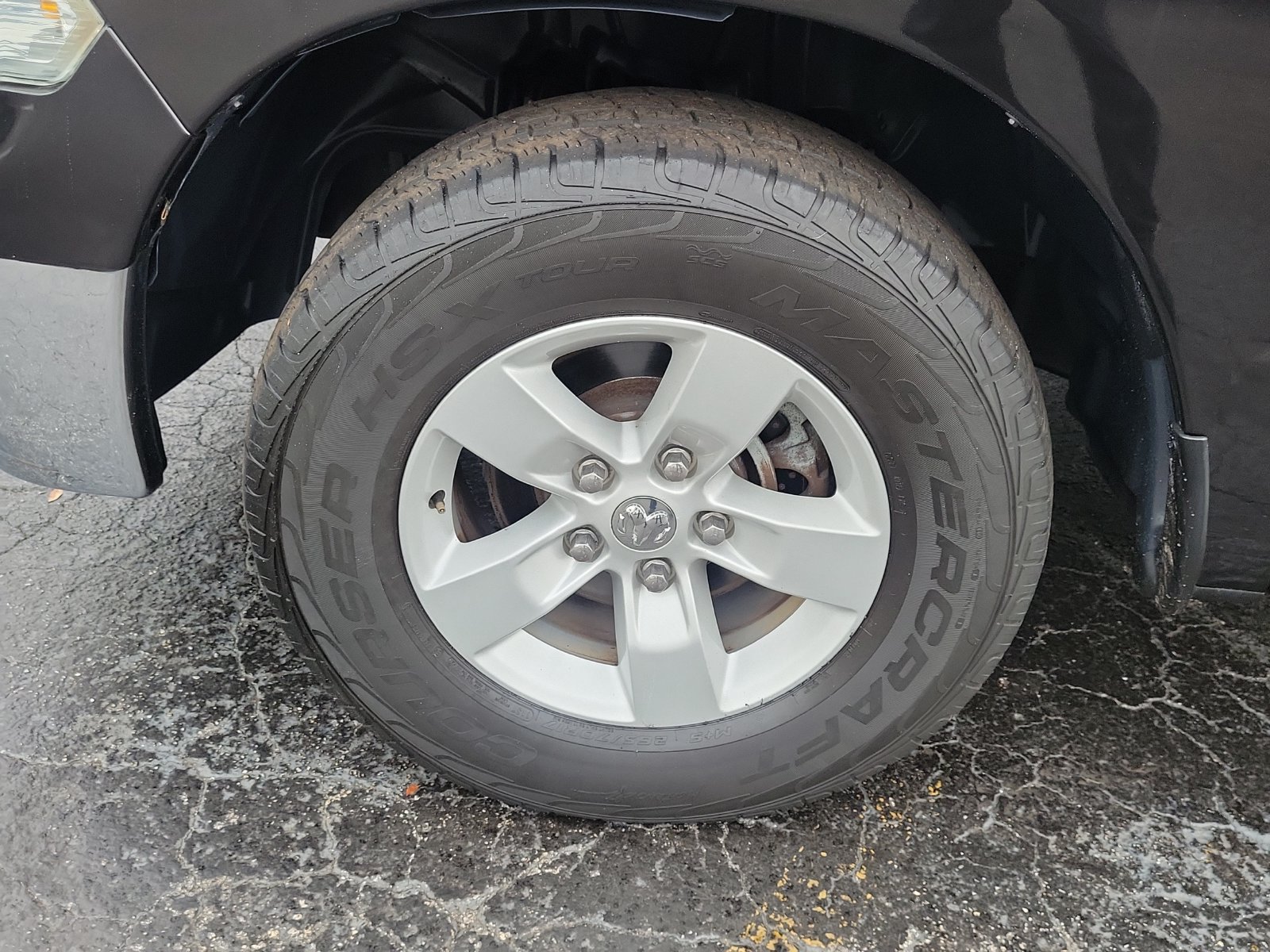 Used 2017 RAM 1500 Classic SLT RWD image 11