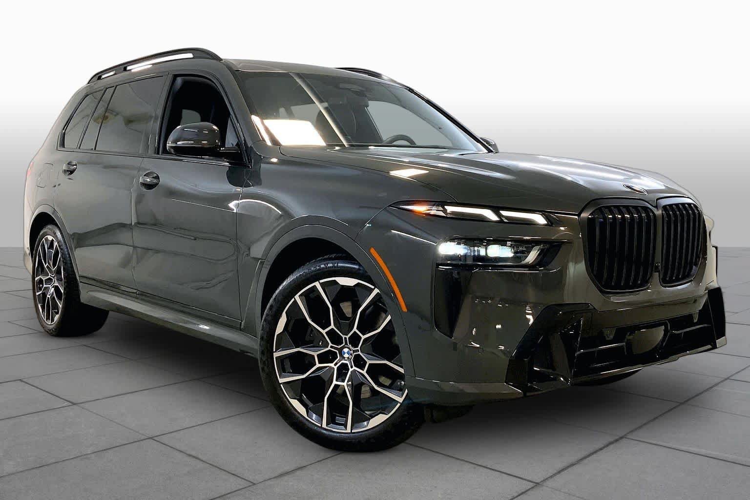 Used 2026 BMW X7 xDrive40i AWD/4WD image 2