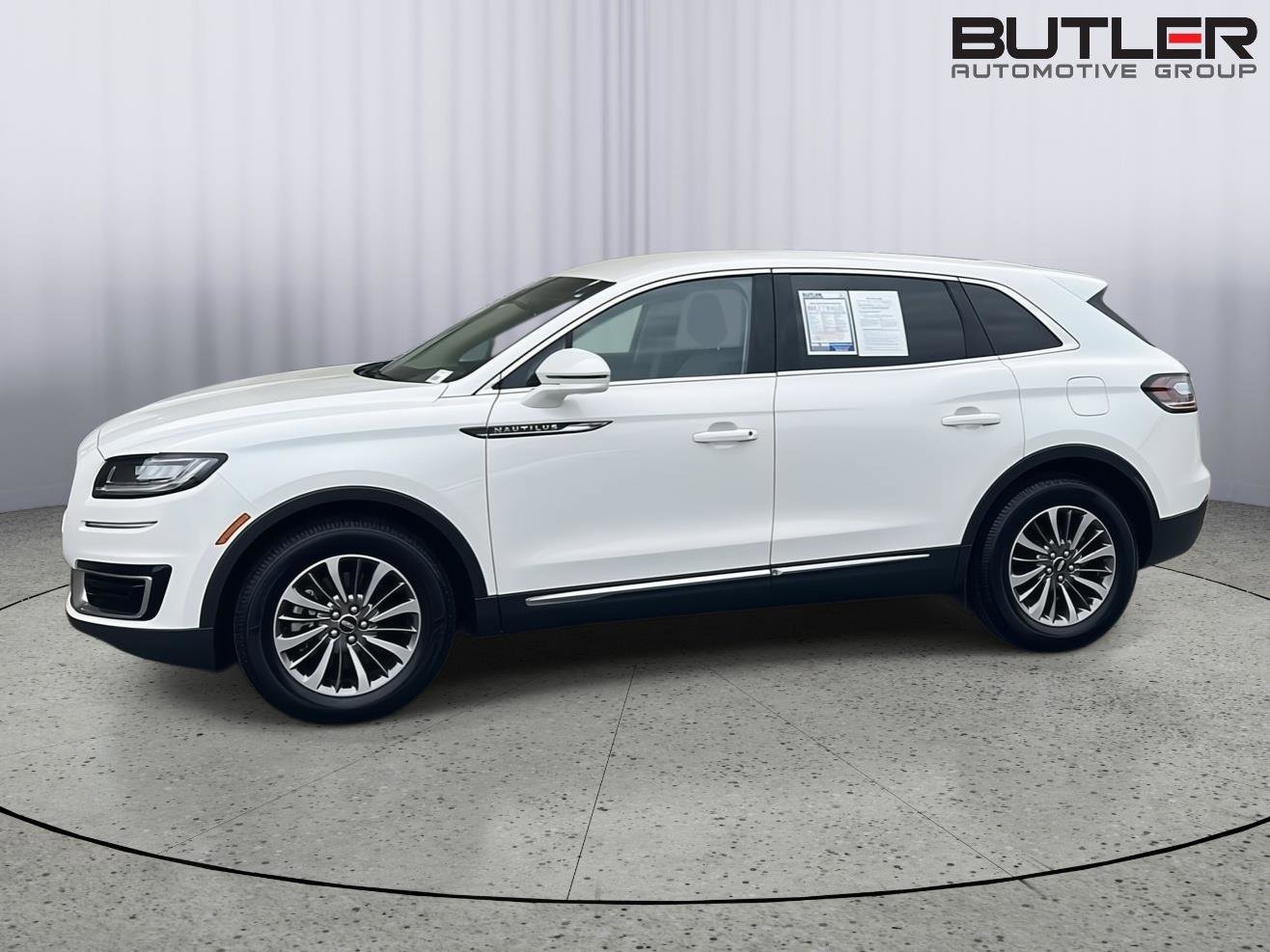 Used 2020 Lincoln Nautilus FWD w/ Equipment Group 101A image 3