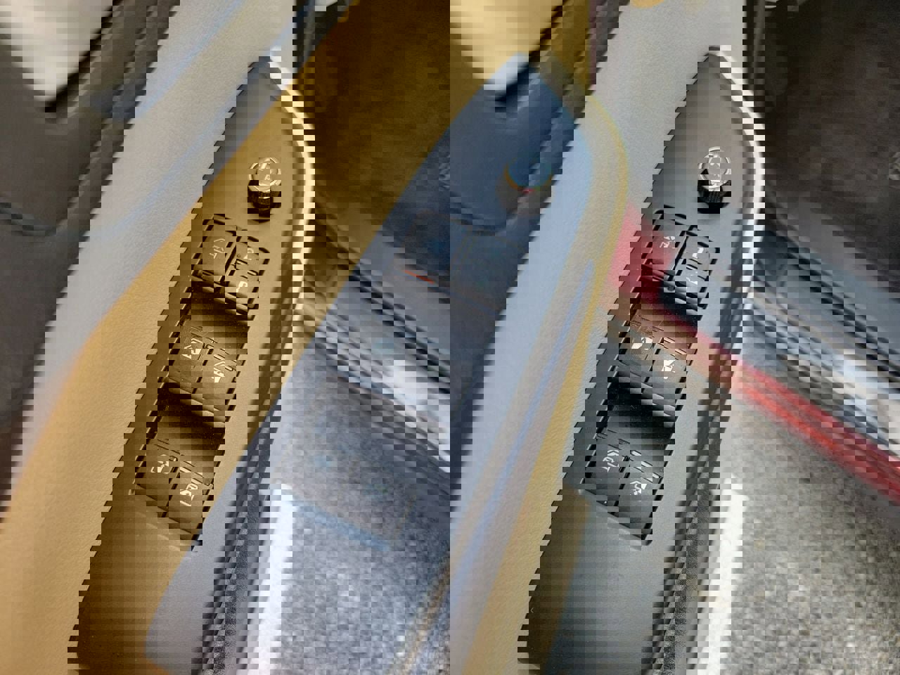 Used 2017 Toyota Highlander XLE image 15